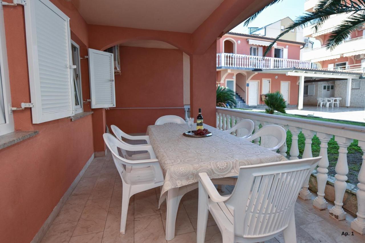 Apartments Bella Sky II Novalja Zewnętrze zdjęcie